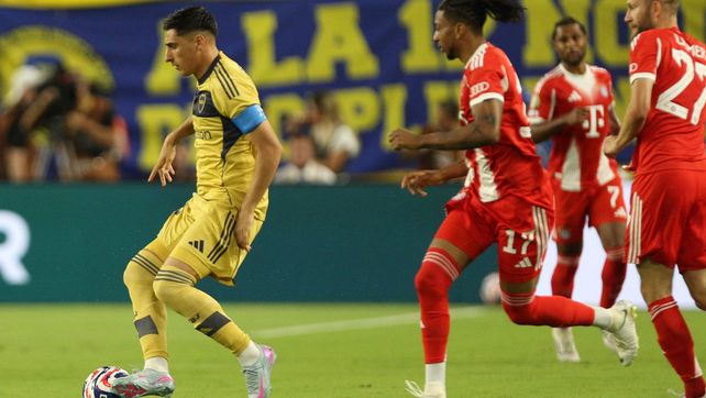 Miguel Merentiel y una imagen que se vio poco: la de Boca avanzando ante Bayern Munich