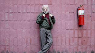 Los poetas se despiden de pie