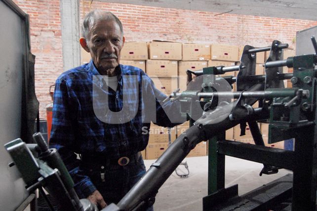 El desafío de producir y armar cuadros de motos en Santa Fe
