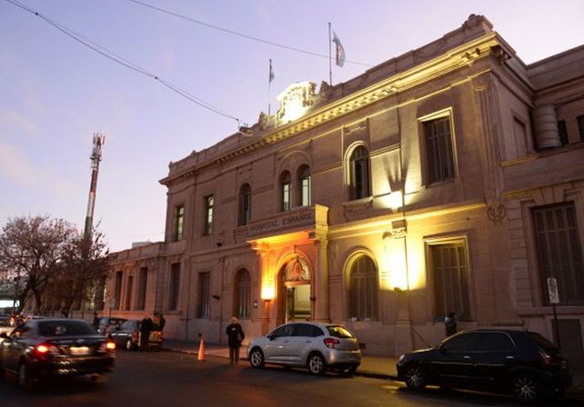 Mi hija tomó ácido por culpa de la médica, aseguró la mamá de la beba