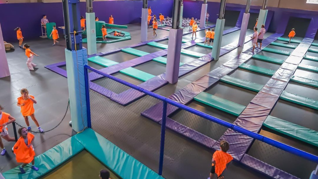 El Sindicato del Personal de Obras Sanitarias Rosario celebrará la niñez en LIO Jump Park