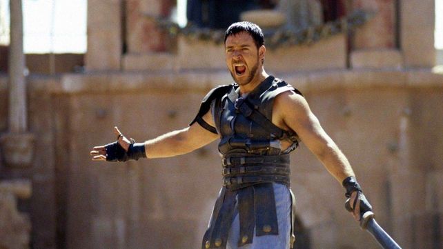 Russell Crowe admitió que está un poco celoso de no actuar en Gladiador 2