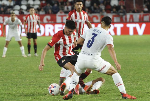 Estudiantes ganó en La Plata.