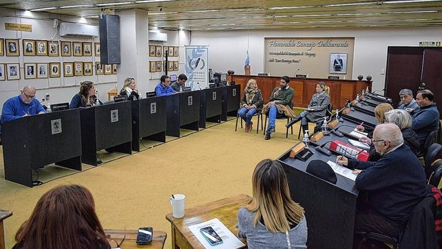 En Concepción del Uruguay los representantes del Ejecutivo se reunieron con ediles.