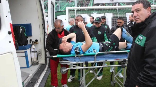 El ex-Colón, Facundo Masuero, fue agresido por la hinchada de San Martín (SJ)