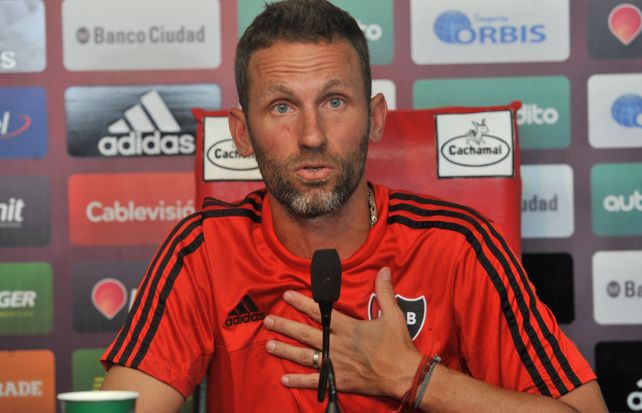 Bernardi dirigiò a Newells entre 2015 y 2016