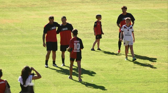 Varios ex campeones con Newells volvieron a jugar en el Coloso