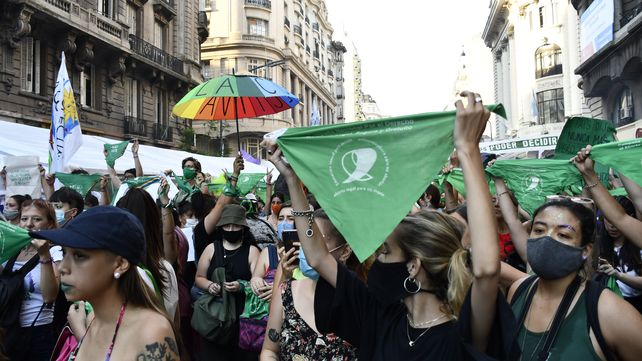 Camino a la ley: crónica de una jornada histórica en las calles por el aborto legal