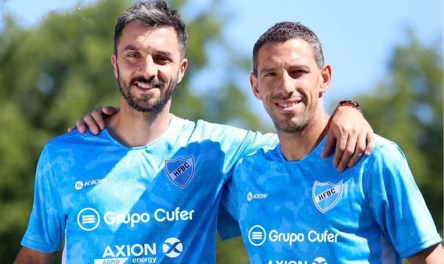 Ignacio Scocco y Maximiliano Rodríguez seguirán jugando juntos y en febrero tendrán su debut con un amistoso.