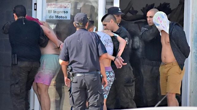 Analizan legislar la mano prohibida para los rugbiers y otros deportistas de contacto