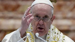Qué es y cómo se trata la estenosis diverticular del colon que sufre el Papa