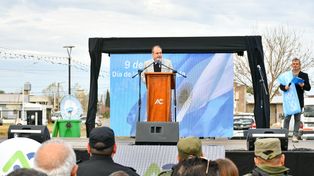 Alvear celebró el 9 de Julio con un emotivo acto en el Distrito Oeste