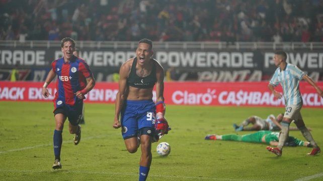 San Lorenzo evalúa rescindir el contrato de Jaime Peralta por indisciplina San Lorenzo evalúa rescindir el contrato de Jaime Peralta por indisciplina