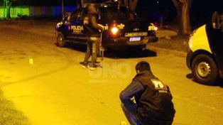 Bestial ataque criminal a balazos en barrio San Lorenzo. Un joven de 25 años falleció en el lugar. Imagen ilustrativa: archivo UNO Santa Fe.