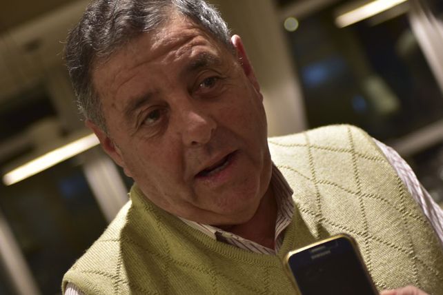 Alfredo De Ángeli dijo una cosa en el discurso e hizo exactamente lo contrario a la hora de votar.&nbsp;