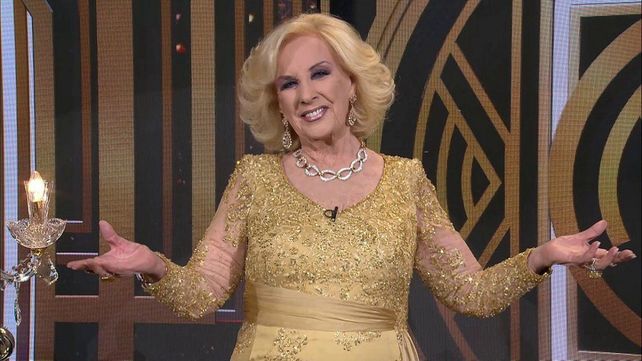 Feroz interna familiar: Mirtha Legrand podría desembarcar en América y competir con su nieta Juana Viale