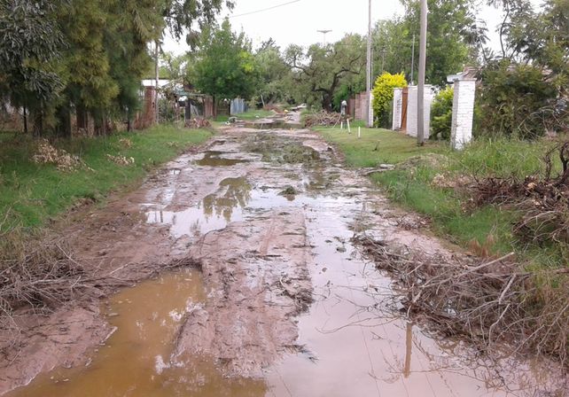 Caravana a la Municipalidad: vecinos de la Costa piden respuestas ante el estado de abandono