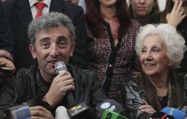 El nieto de Estela cambia su identidad: se llamará Ignacio Montoya Carlotto