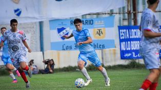 El lateral izquierdo Yair Bohnhoff &nbsp;reemplazó a Thiago Bartalini en Argentino y cumplió una destacada actuación ante Yupanqui. &nbsp;
