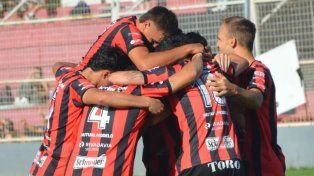Patronato ya se aseguró el primer puesto en la Fase Regular y, por ende, su lugar en los cuartos de final del certamen de la Liga Paranaense.