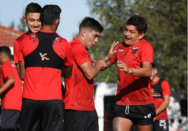 Colón: la fórmula ofensiva que planea Eduardo Domínguez