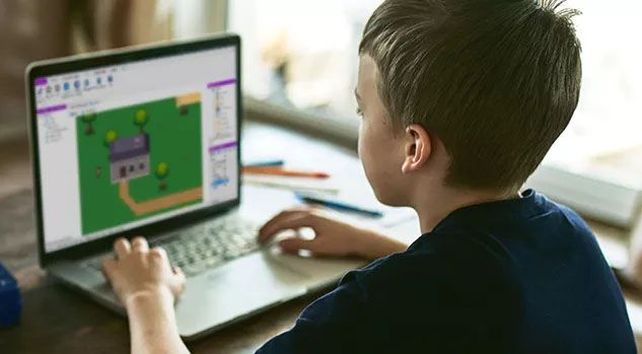 Santa Fe ya bloqueó los sitios de apuestas en escuelas ¿seguirá con Roblox?&nbsp;