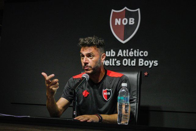 El DT de Newells confía en revertir la imagen del equipo el domingo ante Aldosivi.