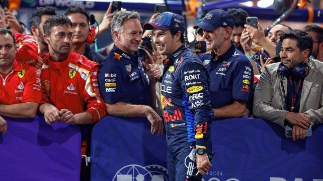 Atento Colapinto: aseguran que Alpine quiere a Checo Pérez