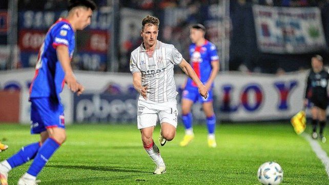 Unión recibió en un partido la misma cantidad de goles que en todo el campeonato.