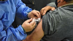 Cómo es el plan para salir a vacunar a los santafesinos que no pudieron inscribirse