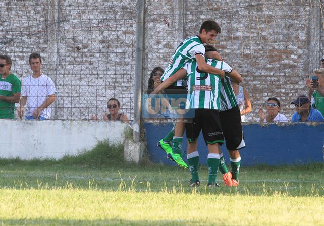 Universitario y Unión igualaron en La Floresta