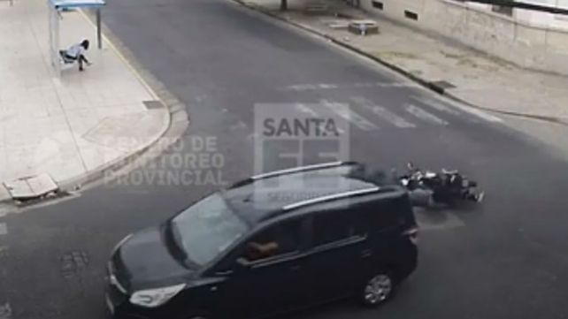 El impactante video de una mujer embarazada atropellada por un auto