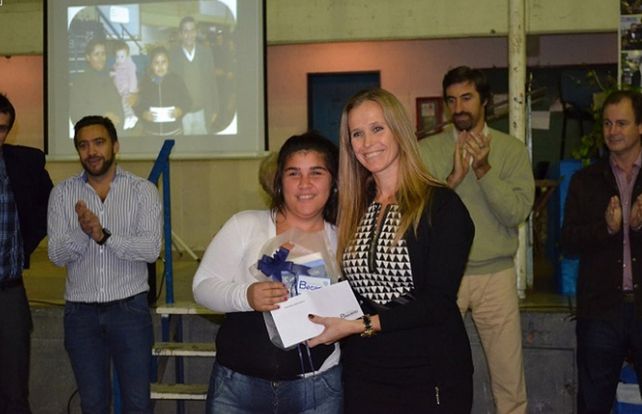 Más de cuatro mil estudiantes concordienses recibieron su beca provincial