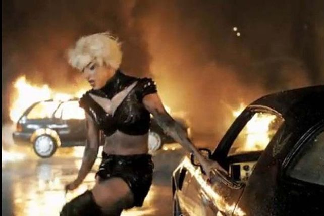 Fuego, locura y baile
