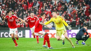 El arquero ucraniano Anatoli Trubin le dio el pasaje a las Águilas a los 16avos de final de la Champions League.