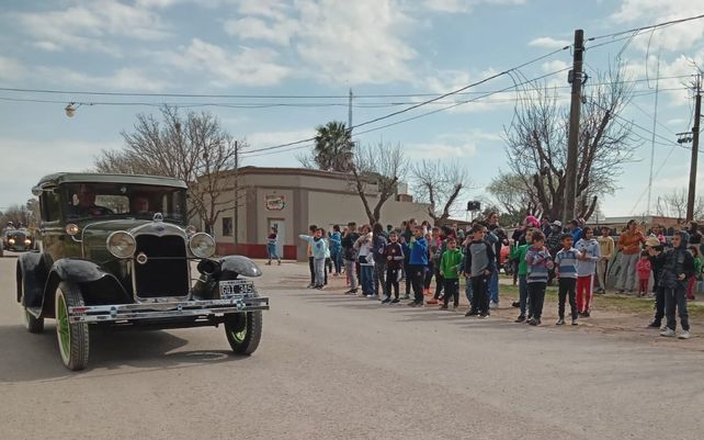 María Juana: el rally de autos clásicos se lució en el Paseo de la Regularidad
