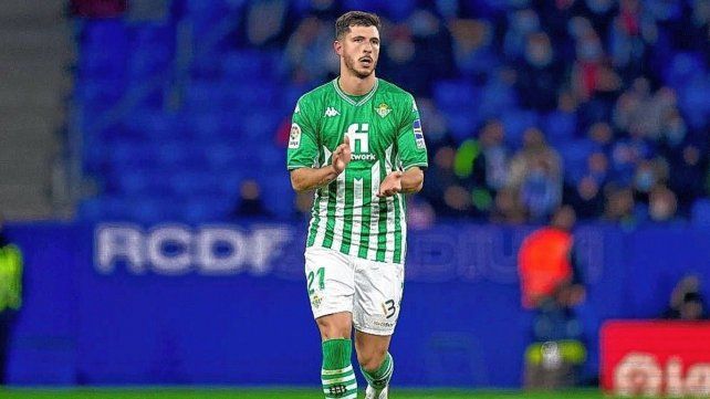 Barcelona avanzó para sumar al volante Guido Rodríguez