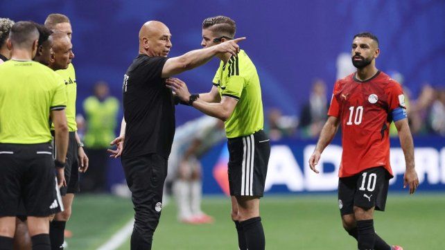 Dura sanción para el DT de Egipto por sus gestos y declaraciones ante Argentina