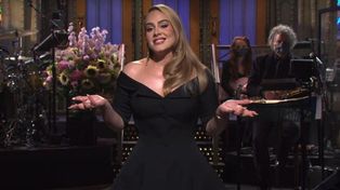Adele, con nueva silueta, está trabajando en su nuevo disco 30 y ahora también será conductora de un clásico ciclo televisivo de Estados Unidos.&nbsp;