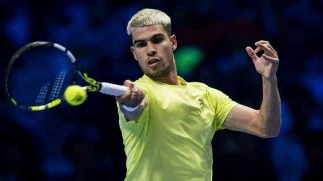 Alcaraz le ganó a Fritz y quedó a un paso de las semis en las ATP Finals