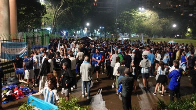 Los fanas argentinos de Colapinto se hicieron sentir en San Pablo.