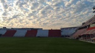 Nuevas postales de como luce la cancha de Unión en cuarentena