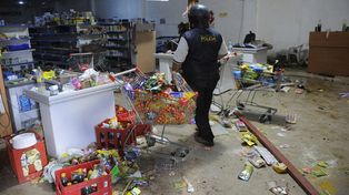 La Federación de Supermercados Chinos apuntó a la interna policial detrás de los saqueos