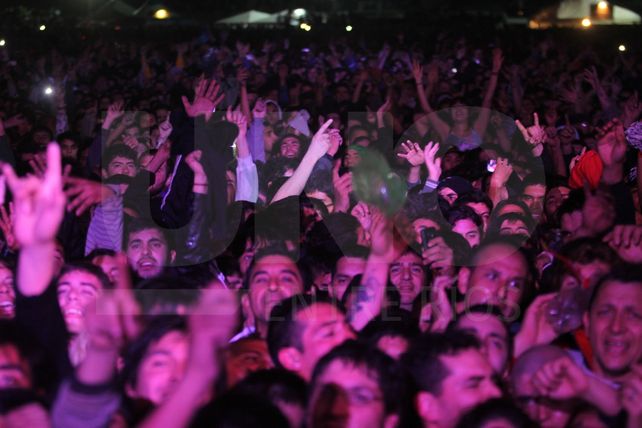 Rito sagrado en Gualeguaychú: 200.000 almas en la misa más grande en Entre Ríos