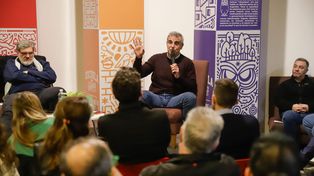 Presentación. Francisco Durañona, referente del Movimiento Arraigo, en el Distrito VI de Ciudad Futura.