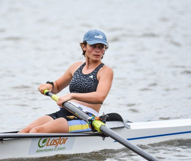 Sueña en grande. Elena cursa el secundario y entrena todos los días para progresar.