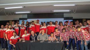 Con muchas caras nuevas, Unión debuta este miércoles ante Instituto en la Liga Nacional de Básquet.