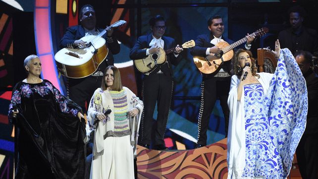 Las mejores imágenes de los Grammy Latino 2016
