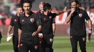 Gabriel del Valle Medina dirigió a Newell’s en la caída 3 a 2 ante el Ferroviario.