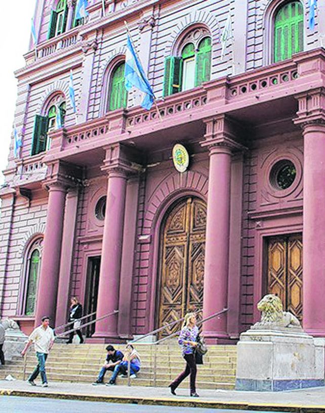 Sin fluido. El Palacio de Los Leones es un edificio emblemático de la ciudad.&nbsp;